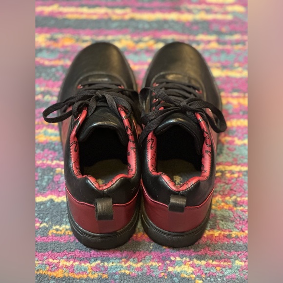 Disney Mulan Sneakers Size 8 - Picture 4 of 4